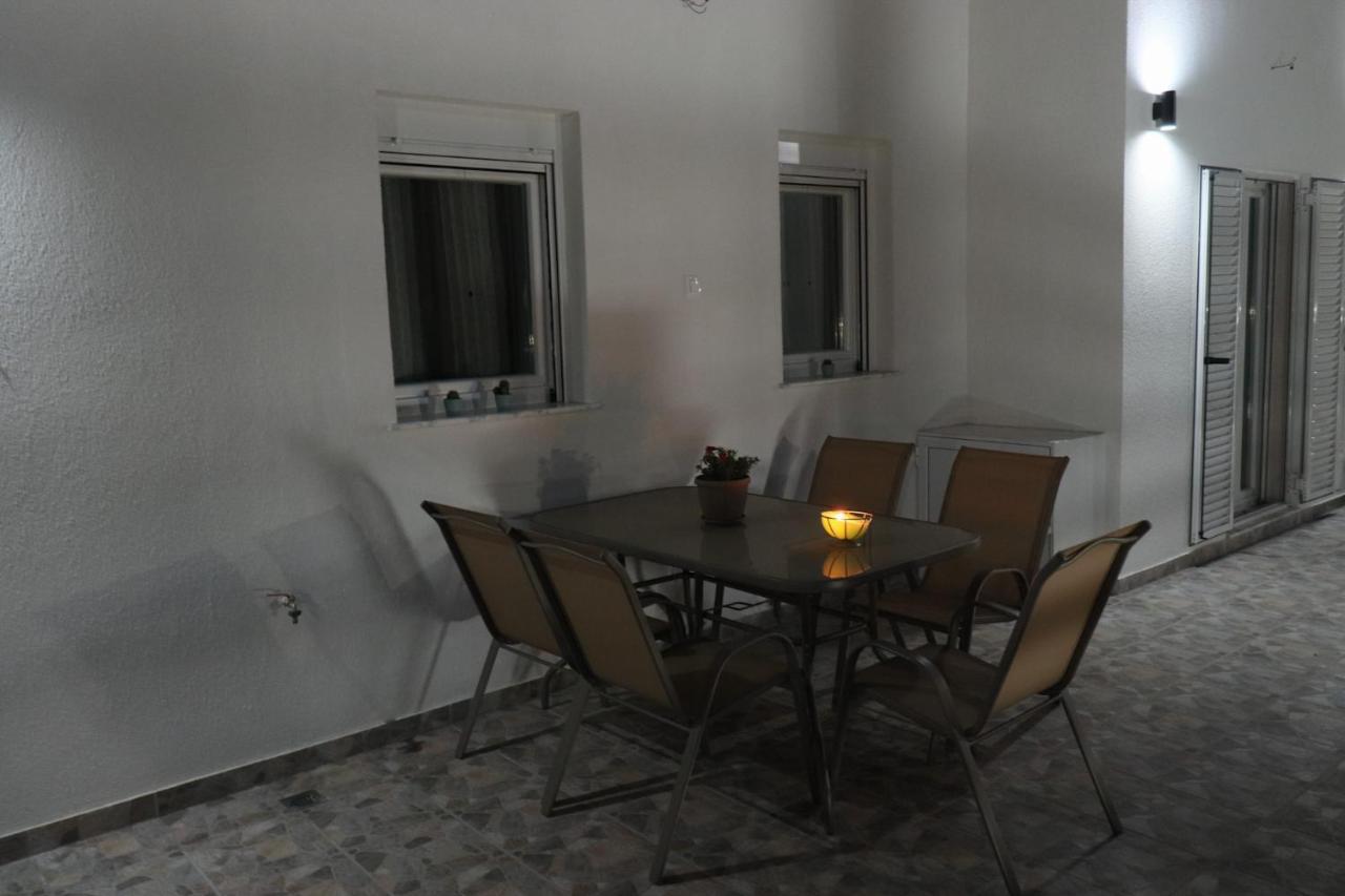 Filippou Luxury Apartments Flogita Luaran gambar